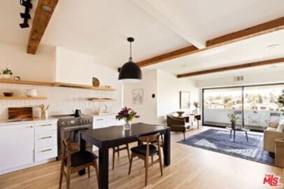 Delightful Lago Vista Condominium Located at 1701 Clinton Street #205 was Just Sold